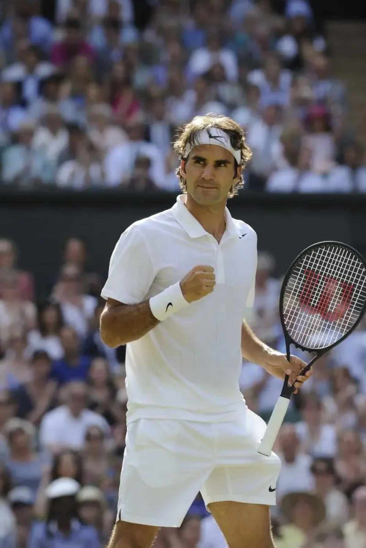  费德勒迎来七赛季出色发挥，澳大利亚队观众热烈欢呼！爱游戏