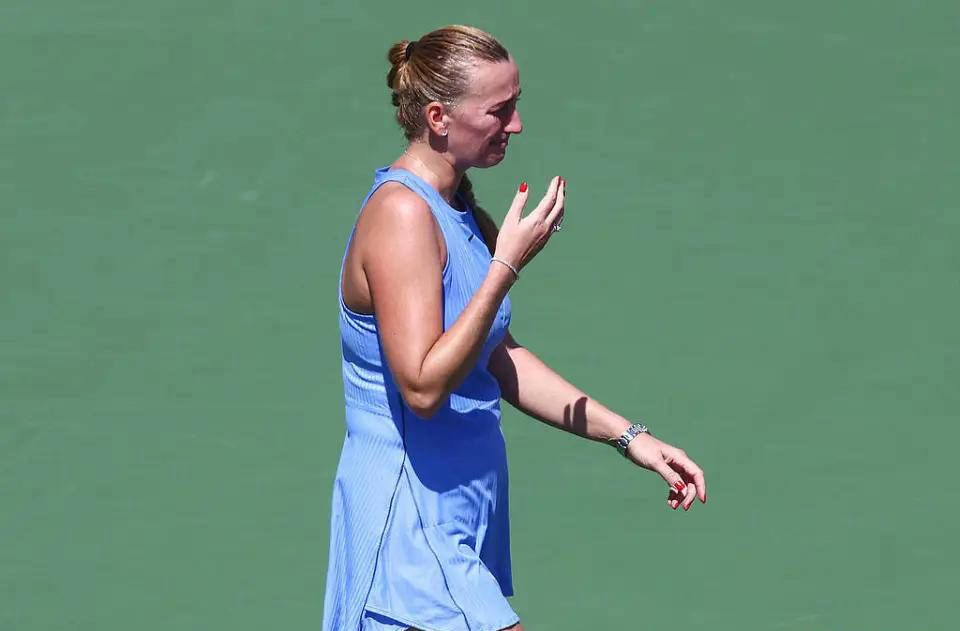  科维托娃回归赛场，战术调整首场状态亮眼，美国队观众沸腾！爱游戏棋牌返利